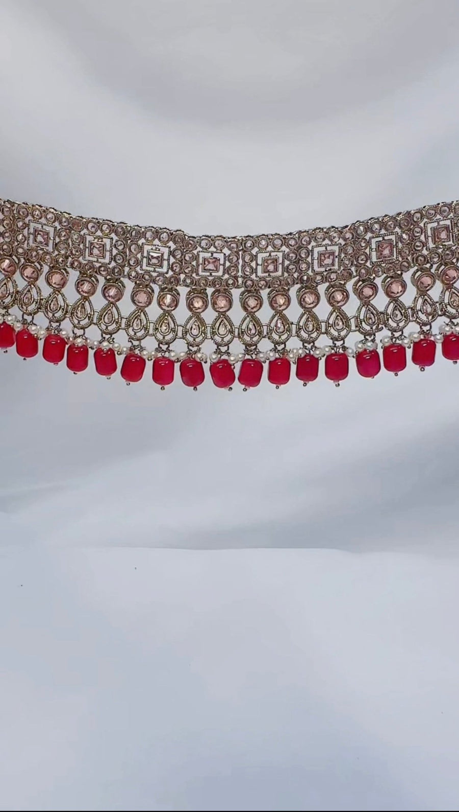 Indian Pakistani Jewellery Zayna: Red choker necklace, earring, tikka set - Bijoux Pieces