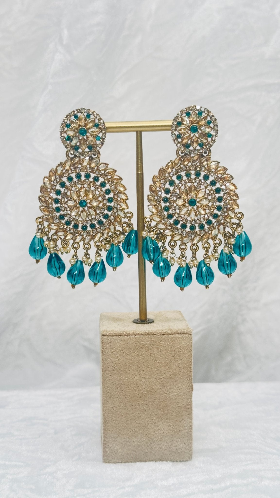 Aya: blue gold Chand Bali earring tikka set - Bijoux Pieces