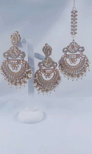 Basma Gold & Pearl Tikka and earring set - Bijoux Pieces