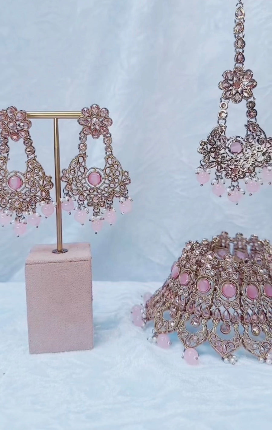 Dana: Bridal set gold & baby pink - Bijoux Pieces