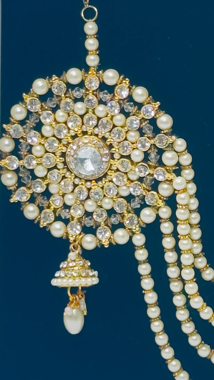 Habiba: Gold, pearl half matha patti - headpiece - Bijoux Pieces